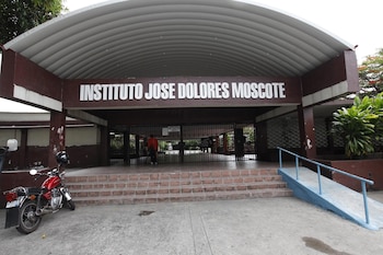 El Instituto José Dolores Moscote fue fundado el 4 de mayo de 1956. Para el año 2026, la institución mantiene una población estudiantil de aproximadamente 3,300 a 3,400 alumnos distribuidos en los turnos matutino y vespertino. Tomada de Facebook