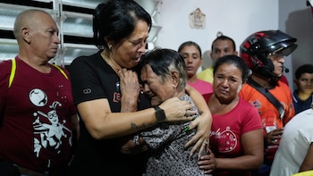 El miedo rodea el funeral