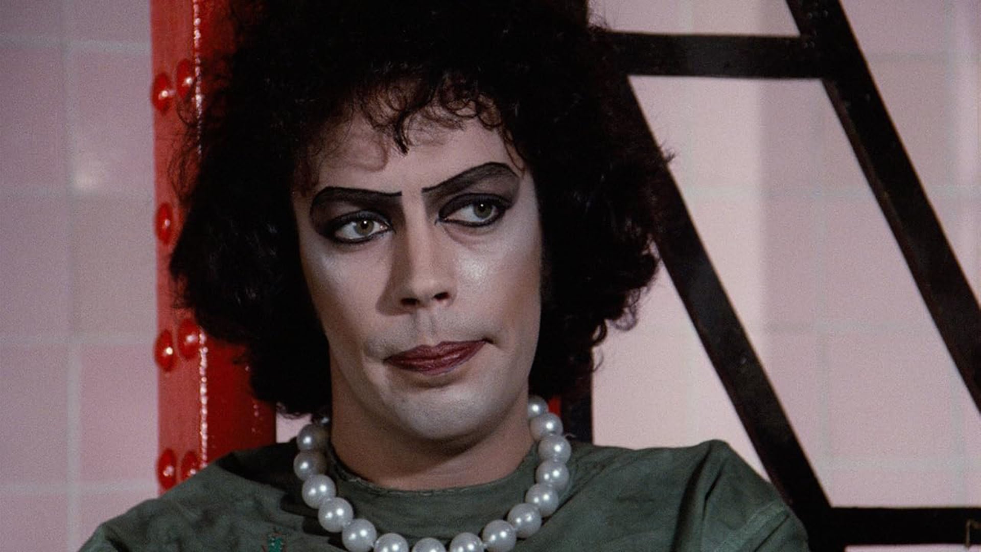 Richard O'Brien afirmó que el éxito de The Rocky Horror Show estuvo ligado a la elección de Tim Curry para interpretar a Frank-N-Furter