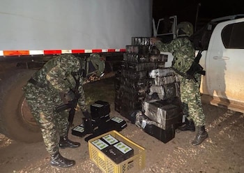 Tropas de la Cuarta División y la Séptima Brigada detuvieron un automotor en Puerto Gaitán y decomisaron un cargamento que superaba una tonelada - crédito