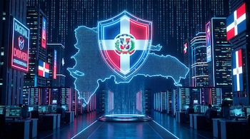 Centro de ciberseguridad futurista en Santo Domingo con escudo holográfico dominicano, mapa digital del país, luces neón, servidores y operadores.
