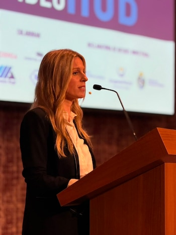 La Dra Crivelli, líder del estudio a nivel regional, durante una conferencia