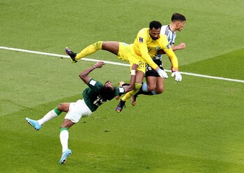 Agüero elogió a Mohammed Al-Owais