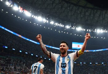 El 10 de Argentina celebra