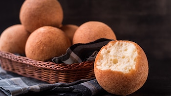 Cómo hacer buñuelos colombianos, una