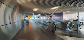El aeropuerto de Amsterdam, completamente