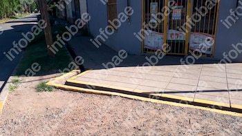 Una mujer cayó en la vereda, se fracturó una pierna y la Justicia condenó al municipio a pagarle casi $19 millones