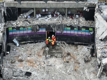 El juicio por el derrumbe en la discoteca Jet Set de Santo Domingo comenzó por la tragedia que dejó 236 muertos y más de 180 heridos. (REUTERS/Ricardo Arduengo)