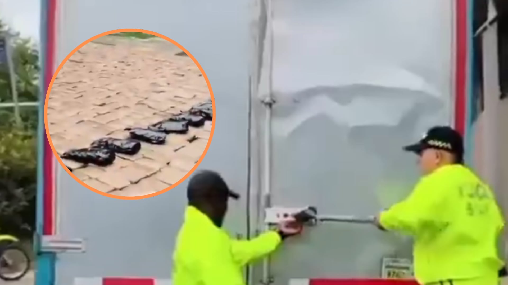 Autoridades confiscaron dos toneladas de marihuana camufladas en un camión que recorría vías de Antioquia con destino al Valle de Aburrá - @DirectorPolicia/ X