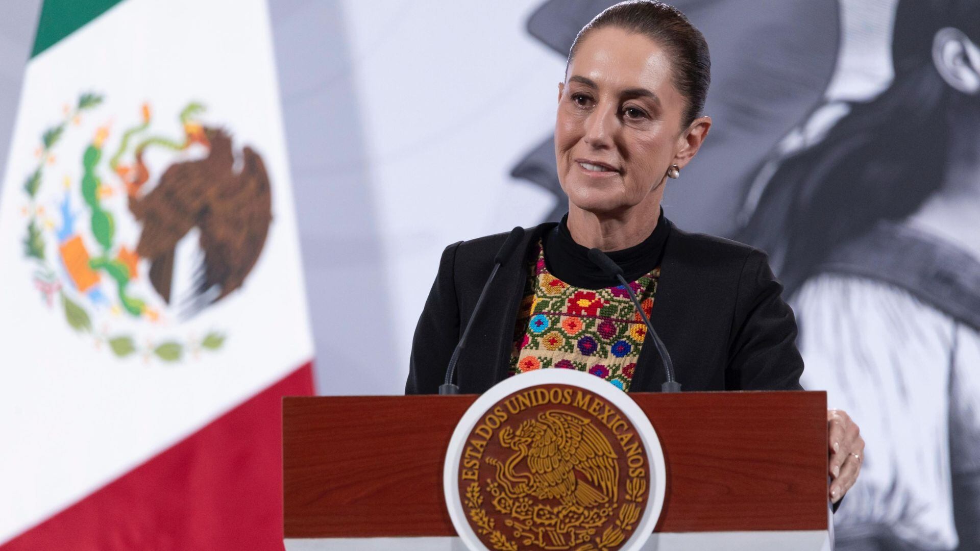 ‘La Mañanera’ de hoy miércoles 3 de diciembre | Aumento al salario mínimo, jornada laboral y Mundial 2026, entre lo relevante