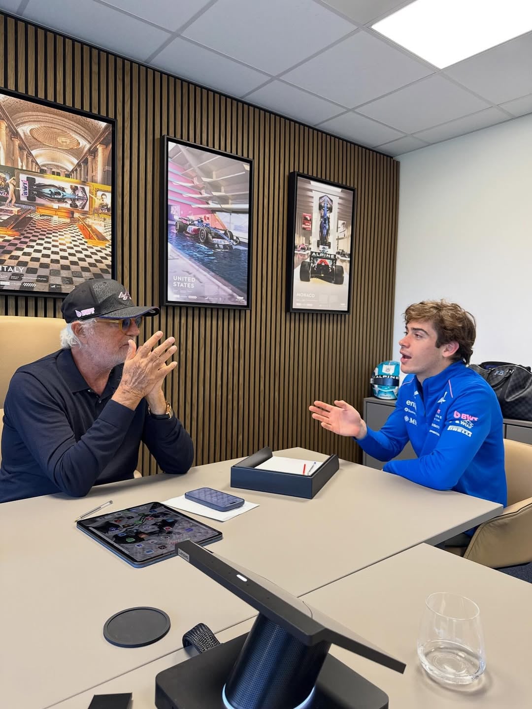 Flavio Briatore conversó con Franco Colapinto en la base principal del equipo en Enstone