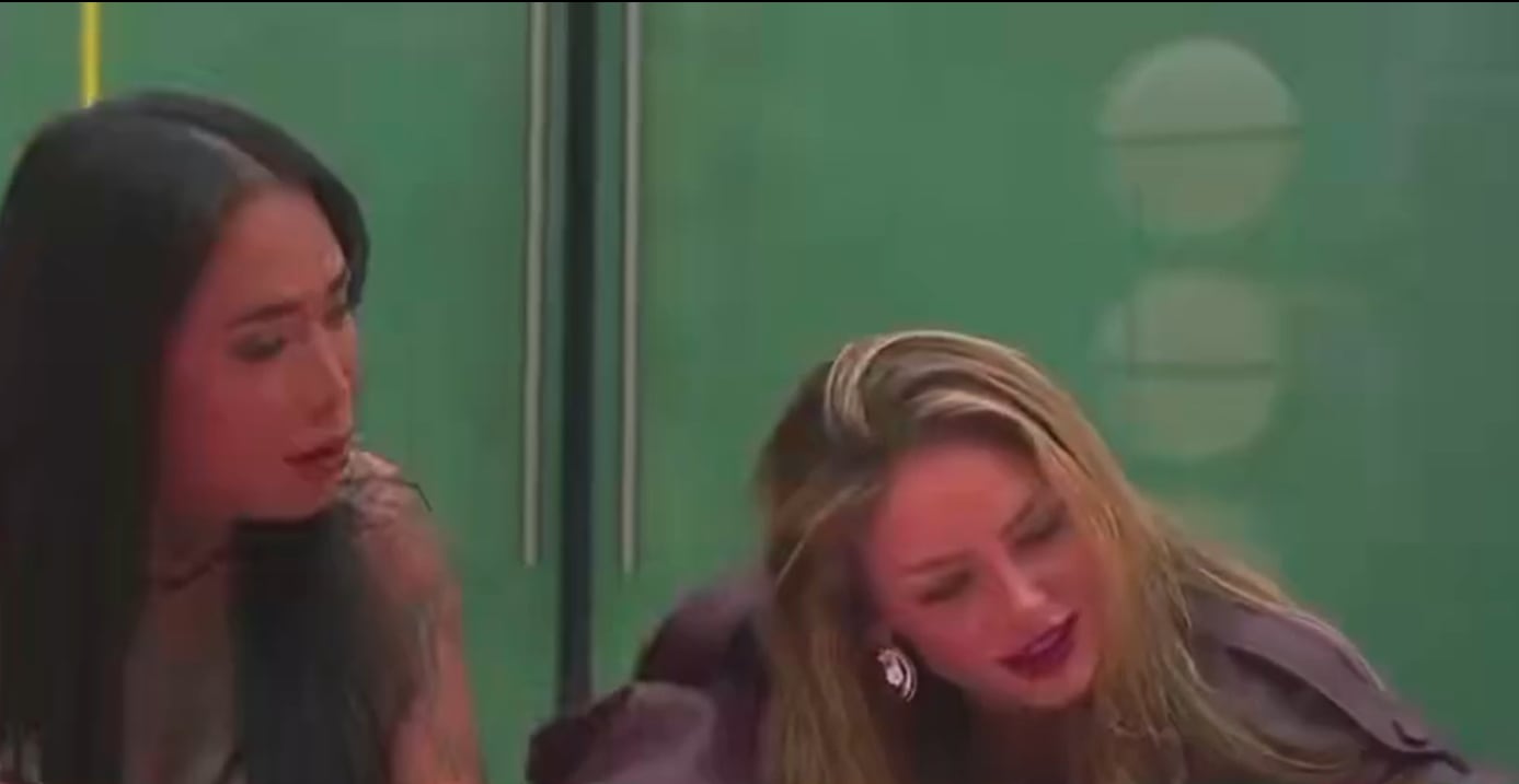 Ese Pérez compartió con ambas información del exterior (Captura de pantalla )