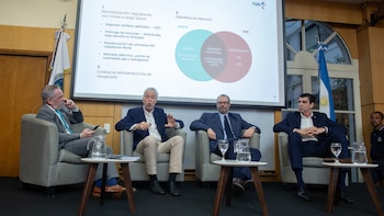 El primer panel del evento