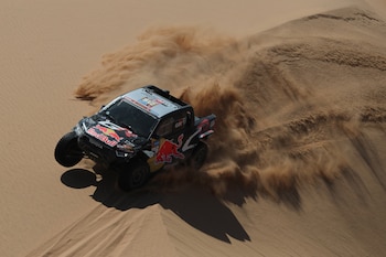 Seth Quintero de Toyota Gazoo Racing y su copiloto Dennis Zenz, en acción