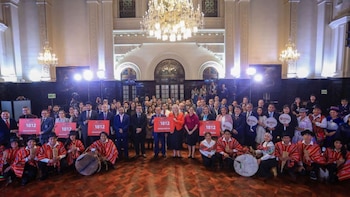 El Ministerio de Cultura activó la línea gratuita 1812, un servicio nacional de interpretación en lenguas indígenas u originarias disponible 24 horas para entidades públicas como hospitales y comisarías - Créditos: Mincul.