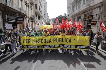 Imagen de archivo de la manifestación convocada por la plataforma en Defensa de la Enseñanza Pública, a 23 de mayo de 2024, en Valencia