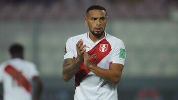 Alexander Callens se mostró bastante