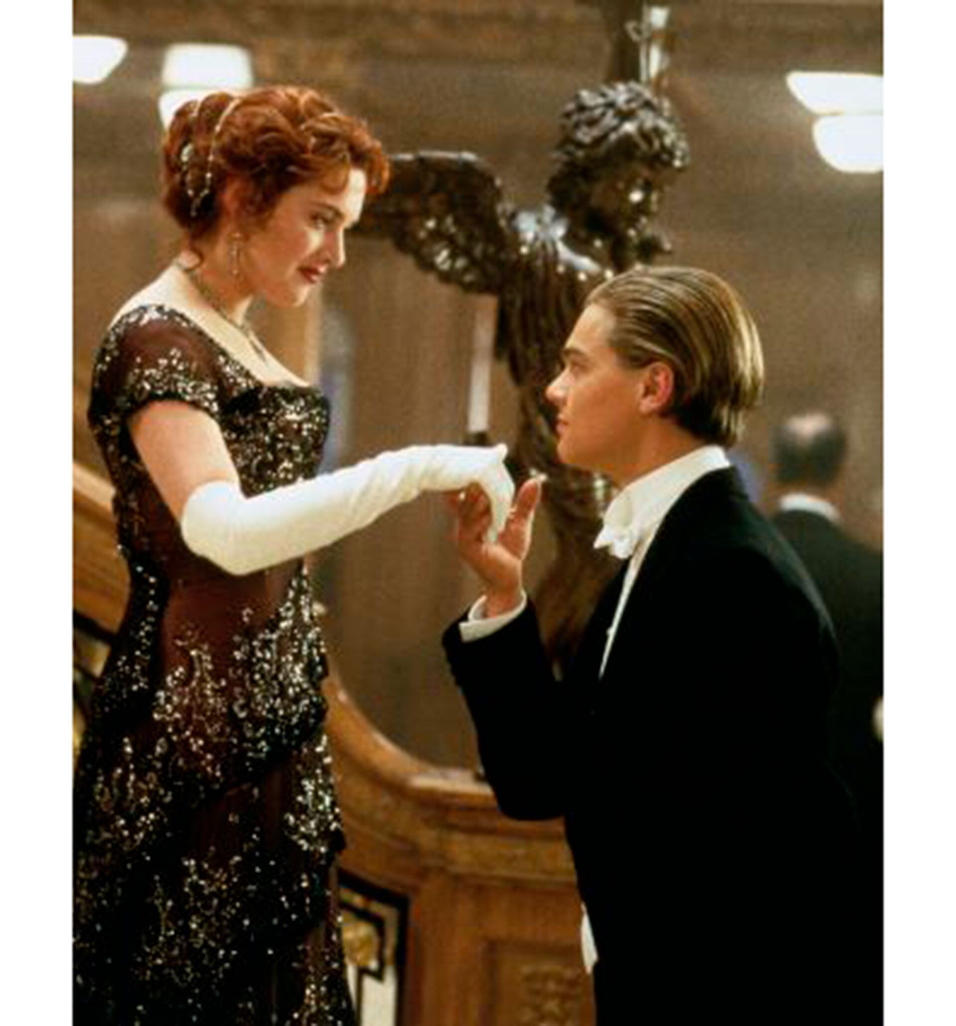 Cameron insta al público a valorar el mensaje emocional de Titanic, más allá de los mitos técnicos sobre el final