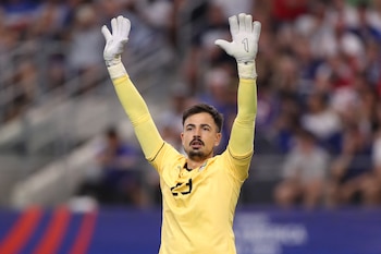 Guillermo Viscarra es arquero de