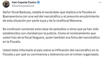 El senador Iván Cepeda le