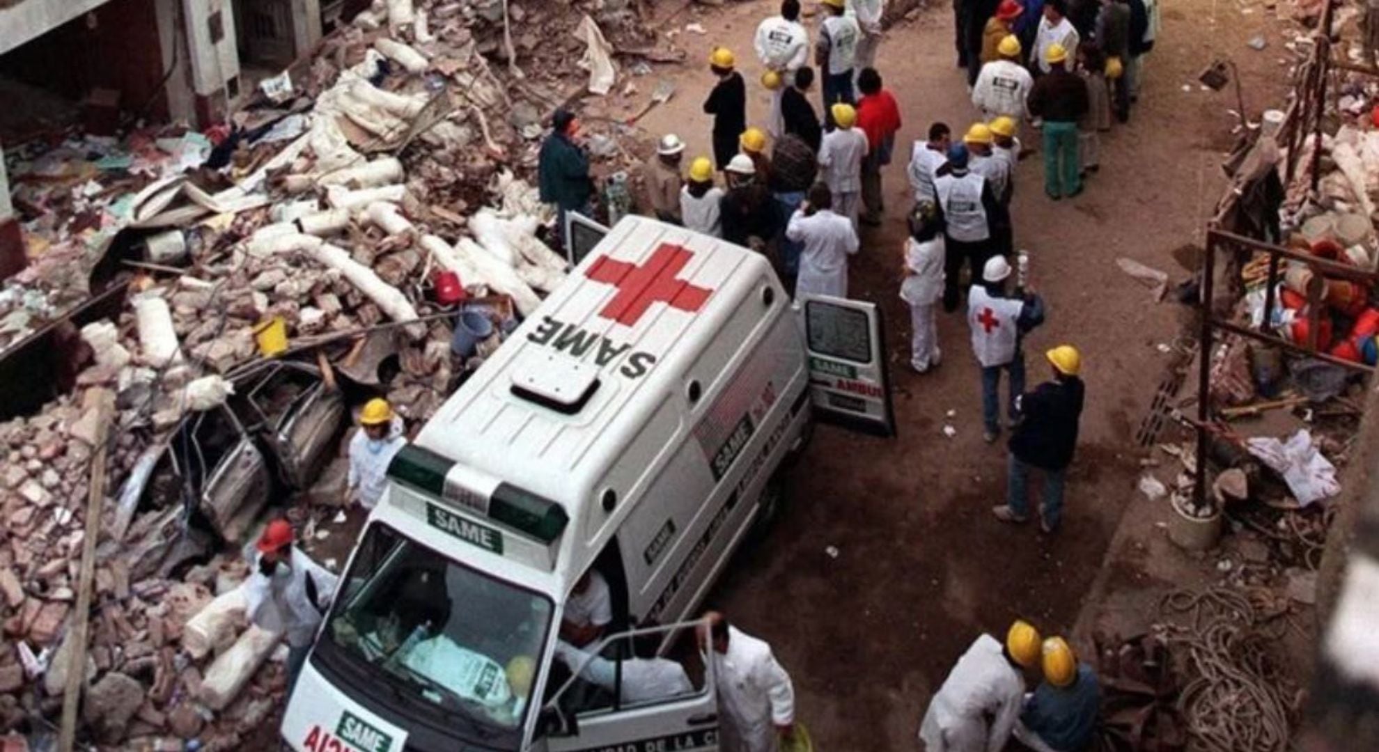 El ataque a la sede de la AMIA, en julio de 1994