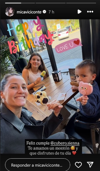 El saludo de Mica Viciconte