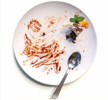 Un jabón líquido y uno