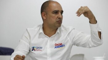 Ordenan arresto del alcalde de