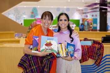 Gabriela de Bukele y María