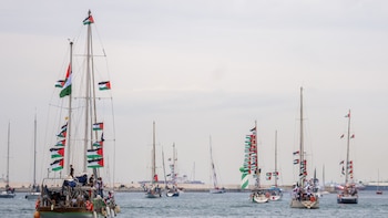 Israel interceptó a más de 170 activistas que viajaban a bordo de 20 barcos de una flotilla internacional con destino a Gaza
