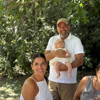 Mariano Iudica con Romina, y