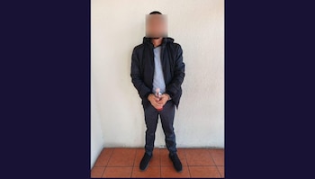 La Policía Nacional Civil y el Sistema Penitenciario ejecutaron el traslado bajo estrictas medidas de seguridad hasta la Fuerza Aérea Guatemalteca. (Cortesía: Ministerio de Gobernación Guatemala)