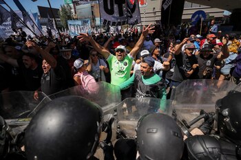 El viernes, los movimientos oficialistas