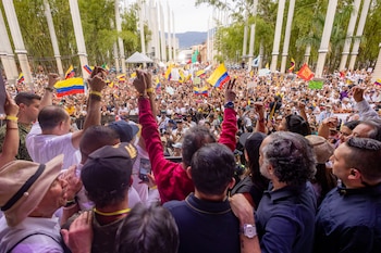 “Espero que sigan más mandatos progresistas en Colombia. Que no nos devuelvan al espanto, que no nos devuelvan a la escombrera”, dijo Petro desde Medellín - crédito Presidencia de la República