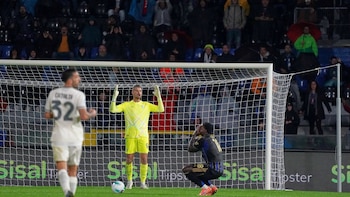 Juan Guillermo Cuadrado no la estaría pasando bien: en medio de los rumores de su salida, el Pisa descendió a la Serie B de Italia