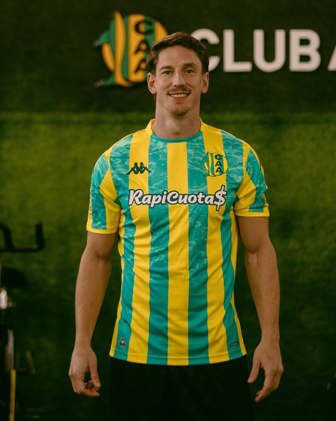El punta de 31 años, Andrés Vombergar, jugará en Aldosivi después de firmar su contrato hasta el 31 de diciembre de 2027