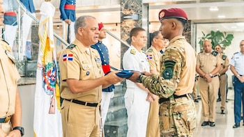 Ministro de Defensa despide a la delegación élite dominicana que competirá en Paraguay