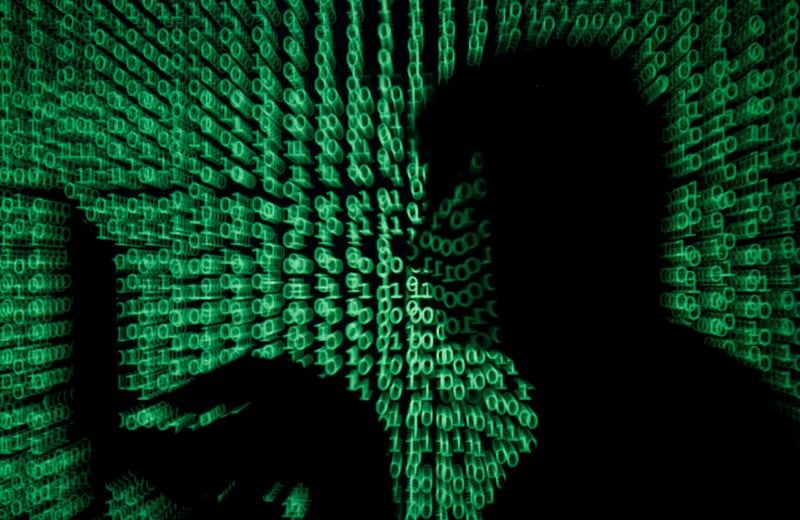 La Dian emplea inteligencia artificial para comparar datos tributarios electrónicos y hallar posibles inconsistencias con rapidez. REUTERS/Kacper Pempel/