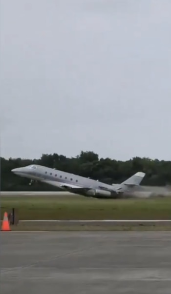 El IDAC y la CIAA investigan las causas del accidente del avión privado con un levantamiento de evidencias dentro del perímetro aeroportuario. (Captura de pantalla de video Redes Sociales)