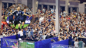 El Mundial que Messi ya ganó: los videos de la fiesta de los argentinos en Dallas y los fieles de todo el planeta que se convierten por él