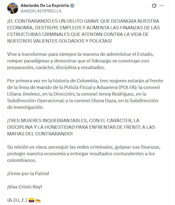 Por primera vez, tres mujeres estarán al frente de la Dirección General y las dos subdirecciones de la Polfa, según anunció el presidente Abelardo de la Espriella (@ABDELAESPRIELLA/X)