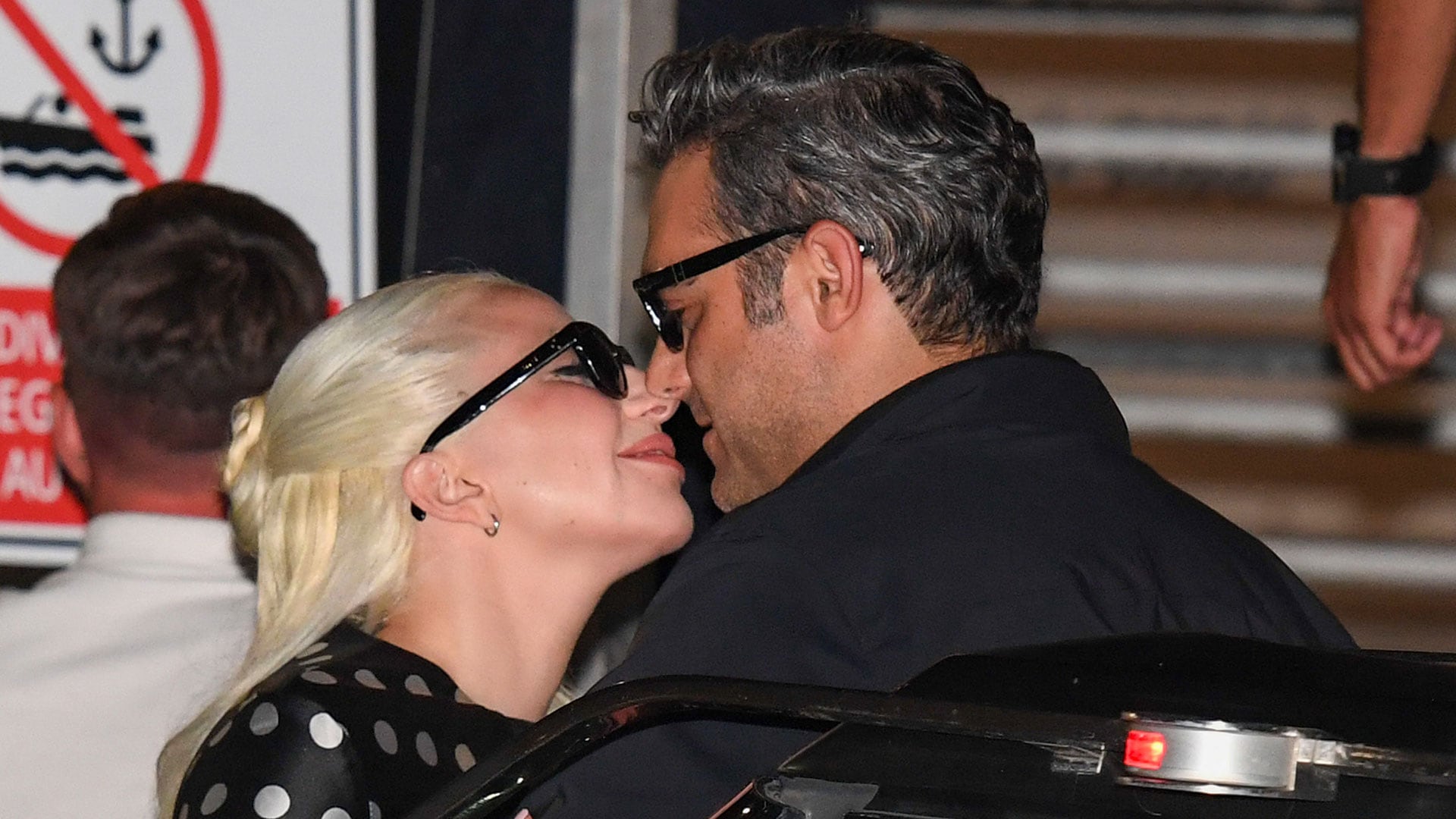 Lady Gaga y Michael Polansky dieron la bienvenida a su primer bebé juntos después de seis años de relación (Photo © 2024 Splash News/The Grosby Group)