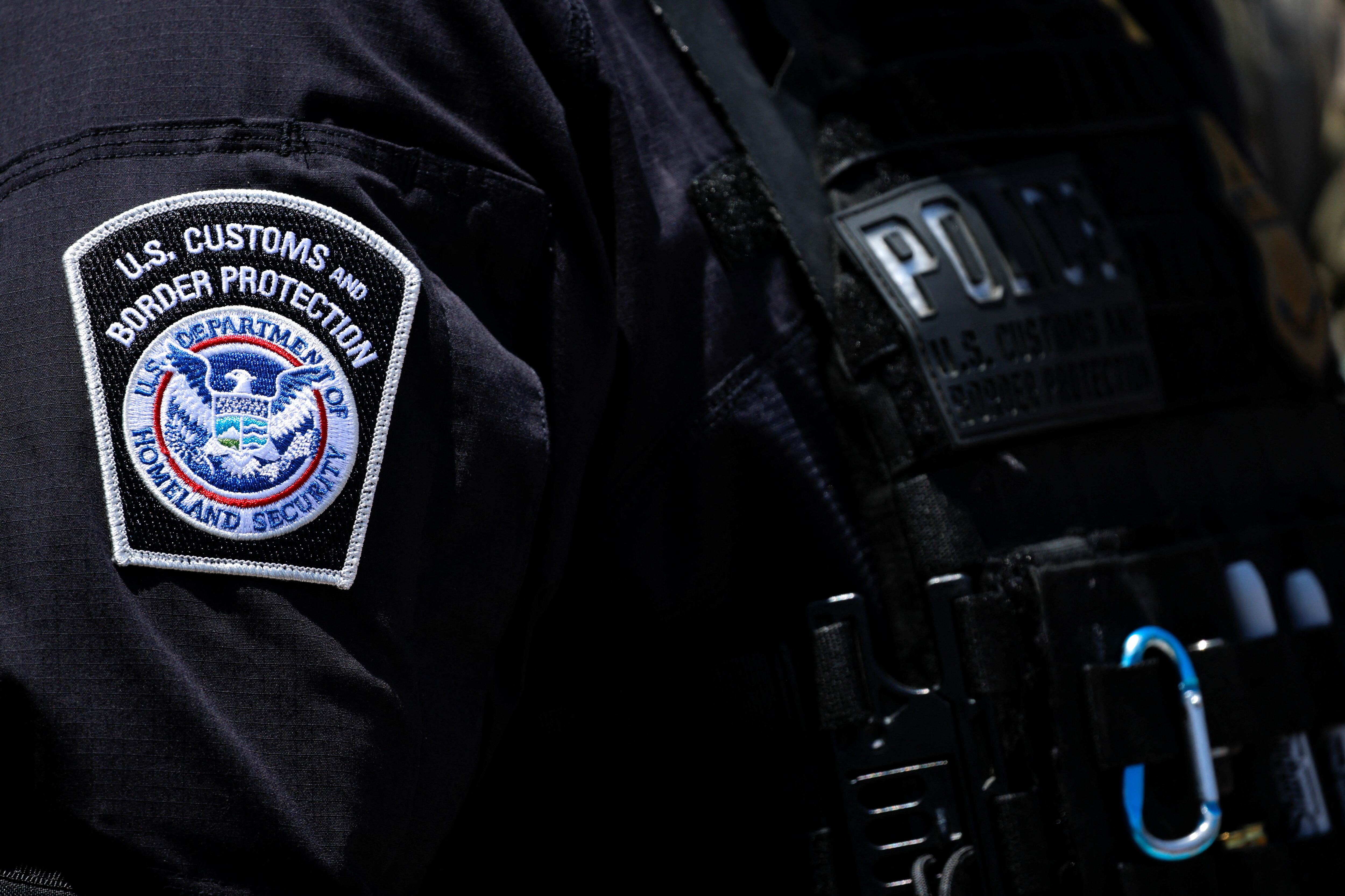 Agentes de CBP realizaron el arresto (REUTERS/Mike Blake)