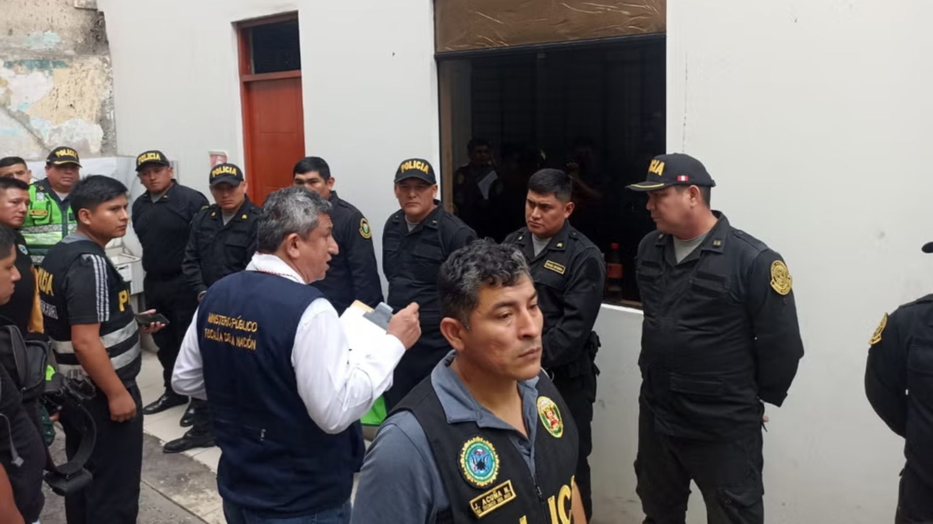 Detienen a nueve polícias por presuntos actos de corrupción en Comisaría de Vitarte. (Foto: Fiscalía)