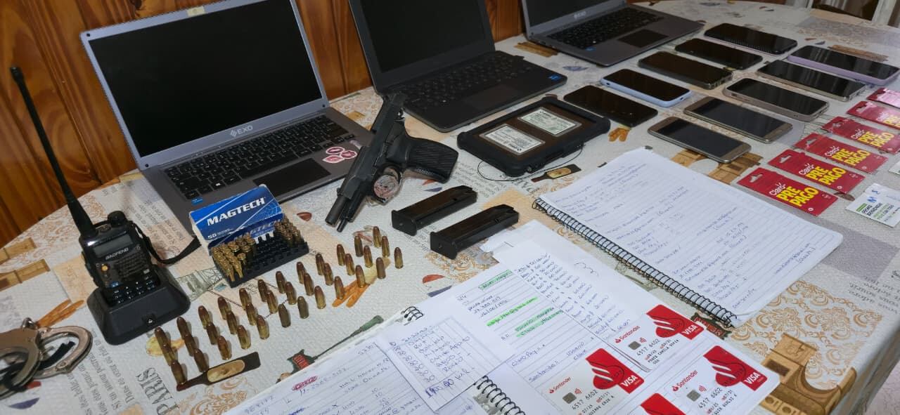 Los elementos incautados en el allanamiento