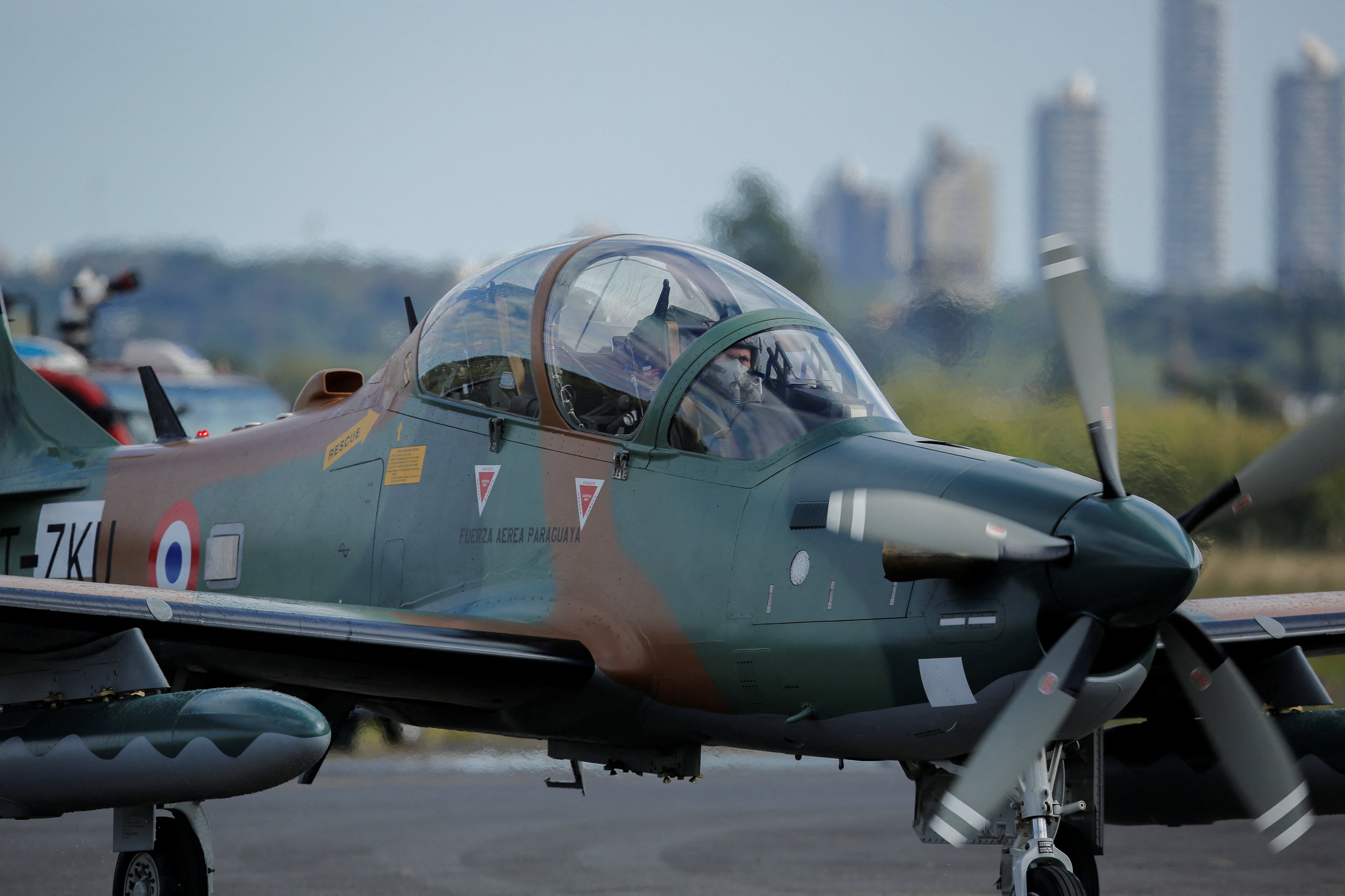 Uruguay renueva su Fuerza Aérea: por qué eligió los Super Tucano para reemplazar a sus históricos aviones