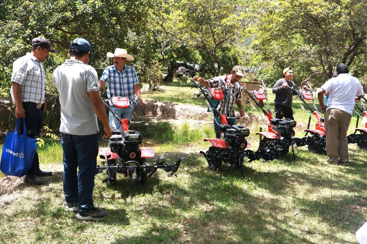 Más de 4.265 productores incorporarán riego por goteo y bombeo solar en seis departamentos