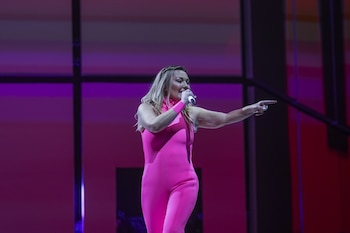 La cantante de La Oreja de Van Gogh, Amaia Montero, durante su concierto, en el Bizkaia Arena BEC en 2026.