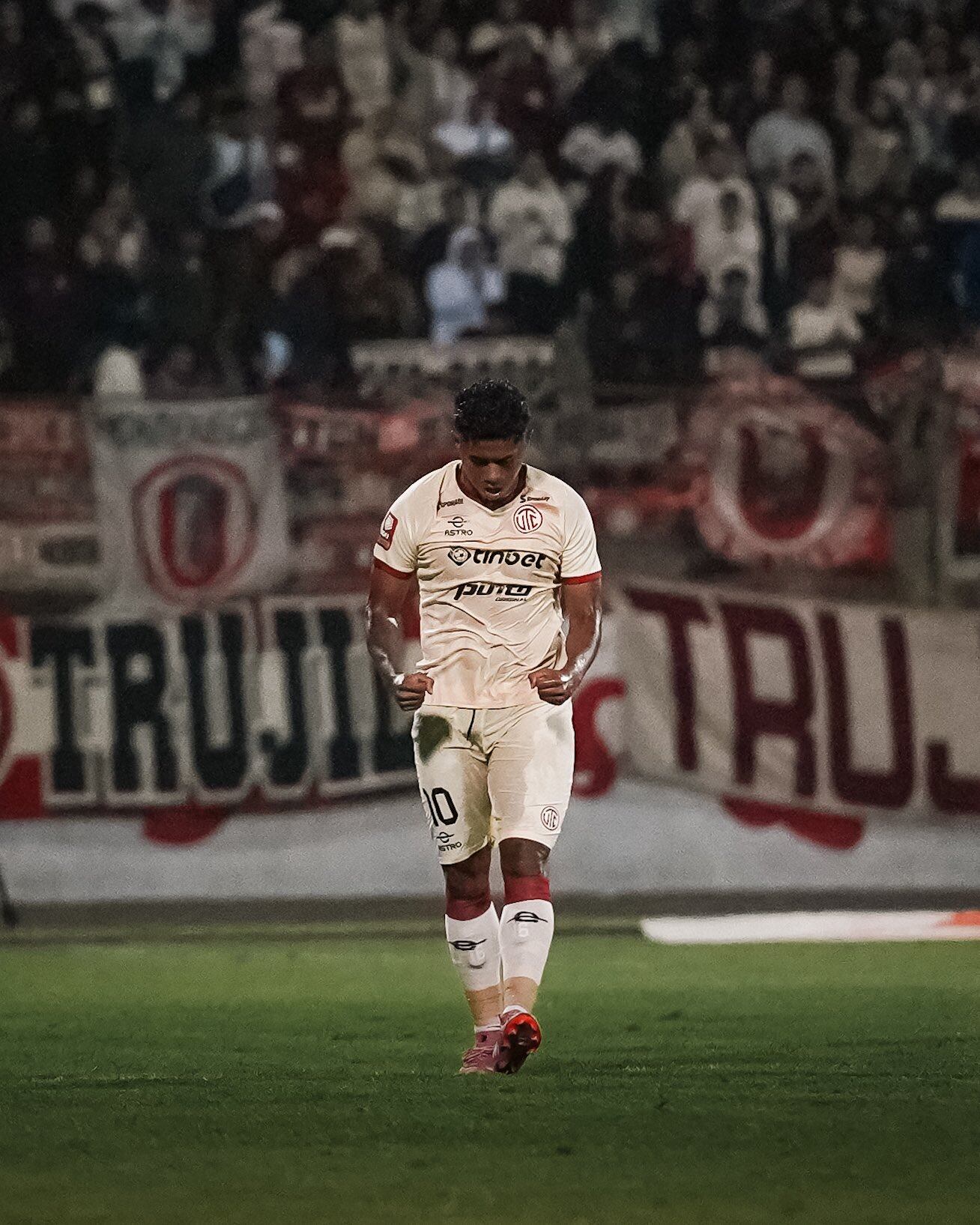 UTC se medirá con Alianza Lima con la misión de salvarse del descenso.