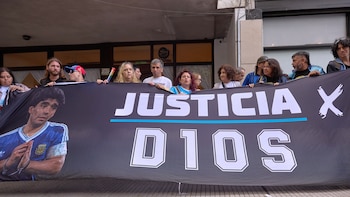 El nuevo juicio por la muerte de Maradona sobrevive a cualquier crisis: cómo se resolvió el último escándalo